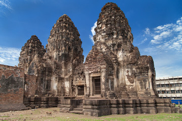 Fototapeta na wymiar Temple of the Monkeys in Lopburi, Thailand.