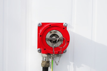 Explosion-proof manual pull station on the fire alarm system