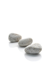 Fototapeta na wymiar pedras brancas em fundo branco