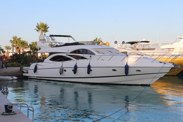 Fototapeta premium boats in the harbor