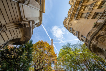 PARIS LA TOUR EIFFEL