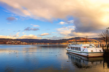 Fototapeta premium Bodensee in Bodman Ludwigshafen, Baden-Württemberg, Deutschland 