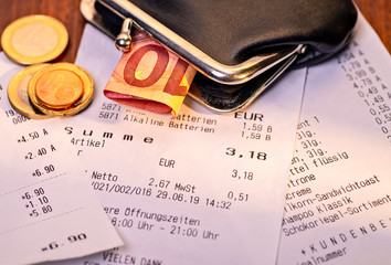 Kassenbons aus Thermopapier mit Geldbörse