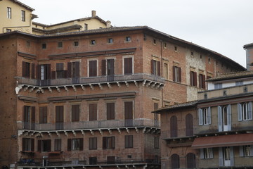 Fototapeta na wymiar Classic architecture in Sienna, Italy