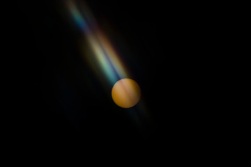 The Sun : Spectrum of the Sun / Telephoto image of the sun taken through a light protective filter