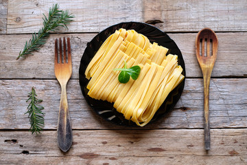 Raw noodles ready to cook
