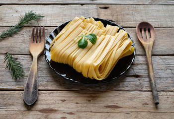 Raw noodles ready to cook