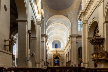 Fototapeta na wymiar Montauban Cathedral in the Tarn et Garonne in Occitania, France