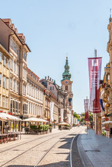 Naklejka premium Klasyczny widok na zabytkowe miasto Graz z Herrengasse w Styrii, Austria