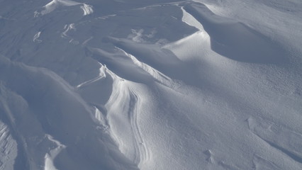 Fototapeta na wymiar Texturen im Schnee