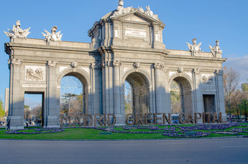 puerta de alcala