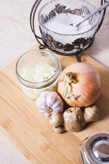 Homemade onion syrup with garlic and ginger. Traditional medicine - obrazy, fototapety, plakaty