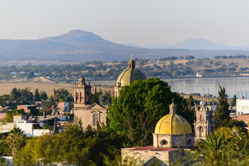 Fototapeta na wymiar Panoramica de Cuitzeo, Michoacan, Mexico