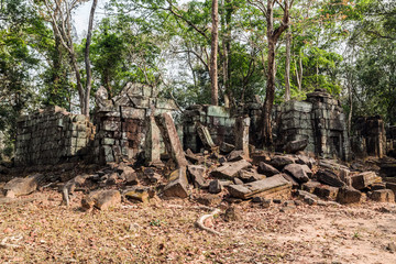Fototapeta premium Ancient Temple Archaeological Landscape of Koh Ker, Northwest Cambodia