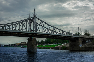Naklejka premium bridge over the river