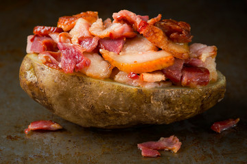 rustic baked jacket potato with bacon