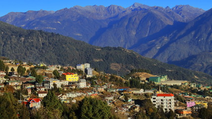 Fototapeta na wymiar scenic landscape of tawang town, this town is situated on the foothills of himalaya in arunachal pradesh in india