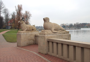 The sculpture made of artificial stone of a sea elephant was installed on the embankment of the...