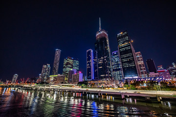 Fototapeta premium brisbane city skyline at night