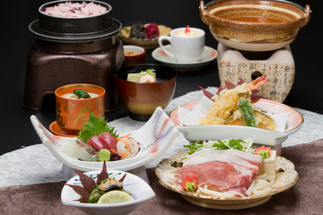会席料理　刺身　盛付　和食