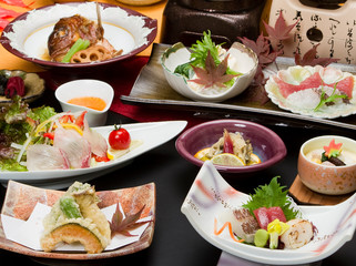 会席料理　刺身　盛付　和食