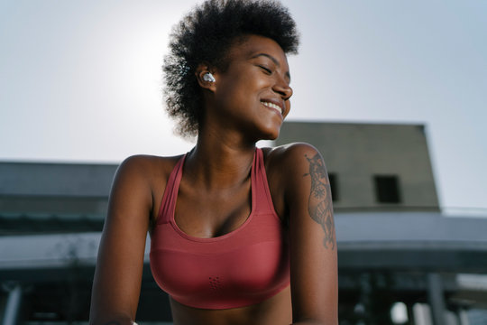 Sunny run in the city