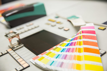 Offset printed machine, offset printing
