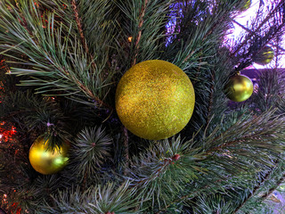 Christmas tree toy (golden  ball), Christmas decoration