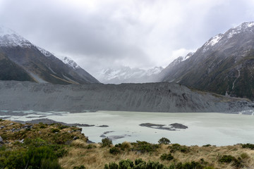 Fototapeta na wymiar Hiking to Mount Cook under the extremely cloudy weather