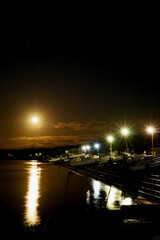 Fototapeta na wymiar 月夜の漁港