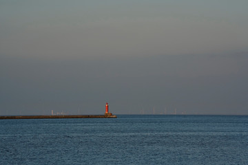 小樽港の赤灯台