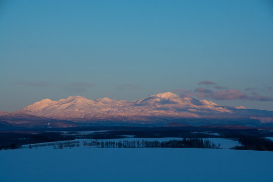 大雪連峰 大雪山連峰の写真素材 - PIXTA