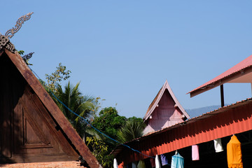 Fototapeta na wymiar roof of thai temple in thailand