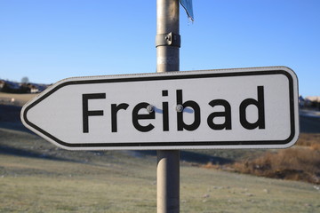 Obraz premium Unterfinanzierung