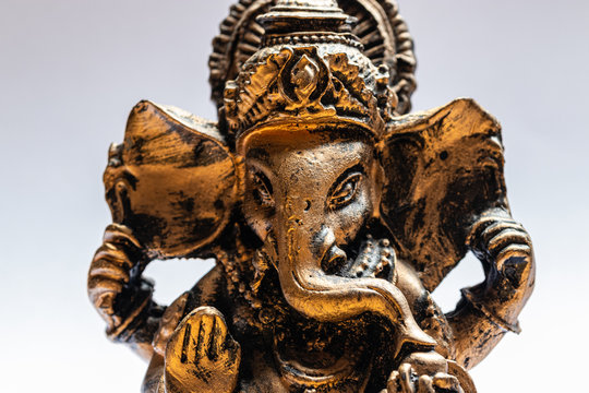 miniatura da Ganesha simbolo deusa do hinduismo
