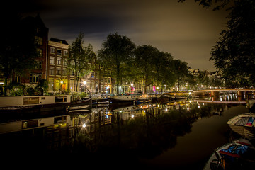 urbain, fleuve, rivière, bateau, ville de nuit, lumière de nuit, Amsterdam, Hollande, Transport, bâtiment, ville, architecture, eau, canal, voyage, tourisme, europe, vieux, pont