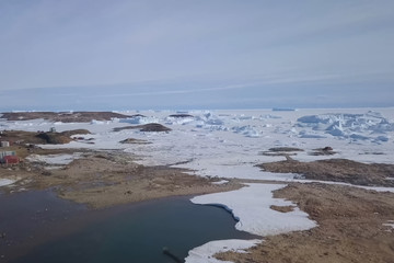 Ice arrays of antarctica. Icebergs in Antarctic