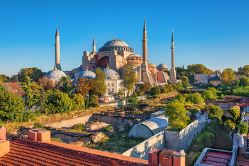 Fototapeta premium View to Hagia Sofia, beautiful historic landmark in Sultanahmet, Istanbul