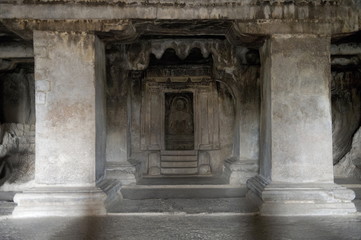 Cave 32 : Shrine image and Hall pillars, Ellora Caves, Aurangabad, Maharashtra, India