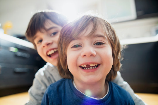 4 year old boy with his older brother