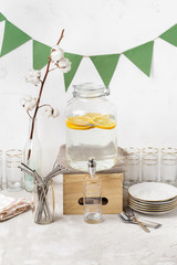 Plastic free dinnerware for eco friendly party