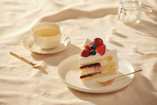 Shortcake With Berries