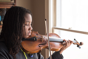 Black Girl on violin