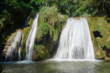 Obraz premium Peik chin myaung Cave