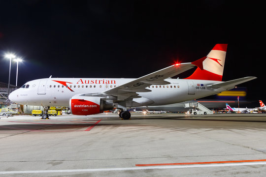 Austrian Airlines AUA Airbus A319 airplane Stuttgart airport