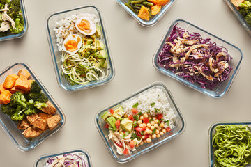 Composed lunchboxes with healthy meals