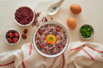 Red bean gruel.