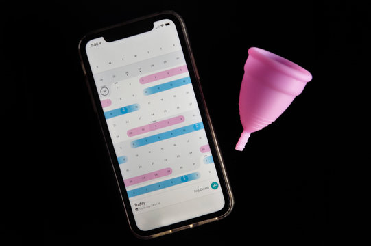 Menstrual Cup With Fertility Tracker App