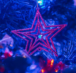 Ozdoba świąteczną w kształcie gwiazdy, ozdoba choinkowa na Boże Narodzenie
