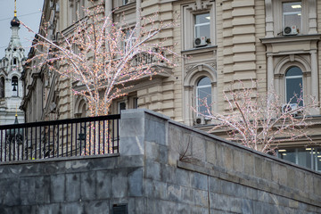 Moscow Cristmas on background многоквартиного building and temple